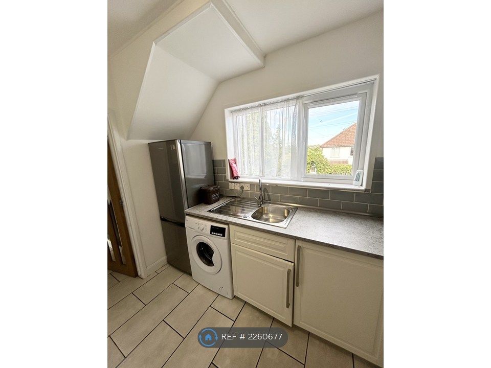 Property photo 3 of 23