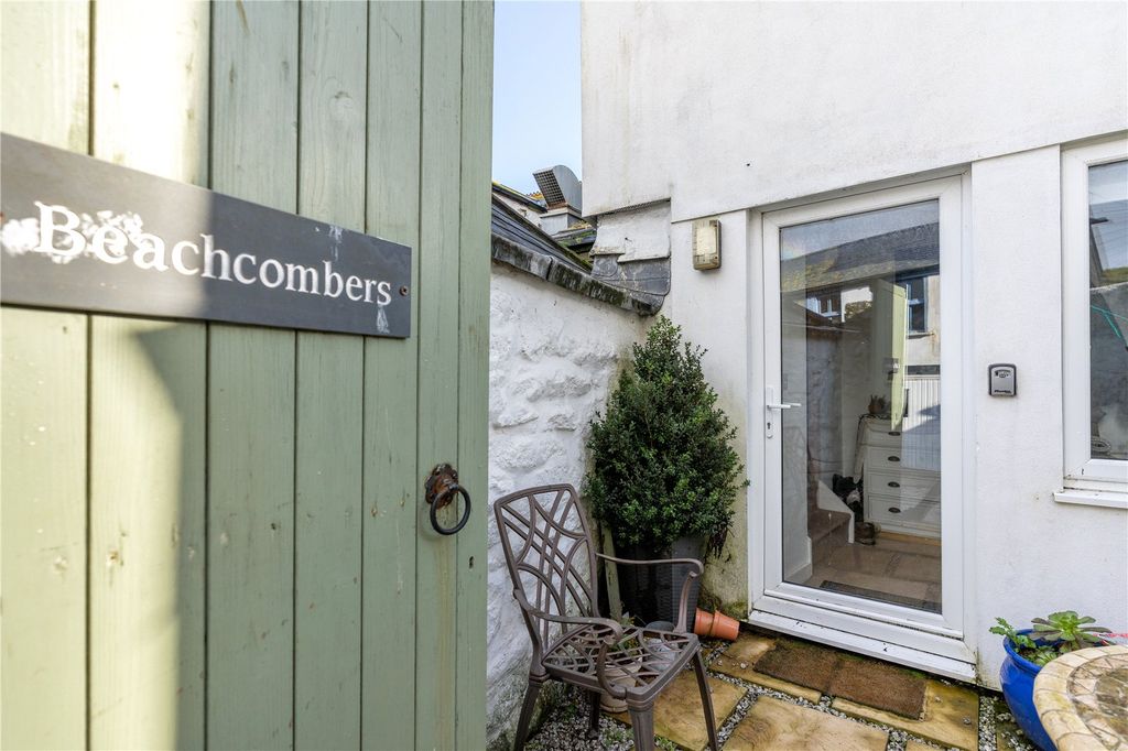 Property photo 1 of 10 Picture No. 11