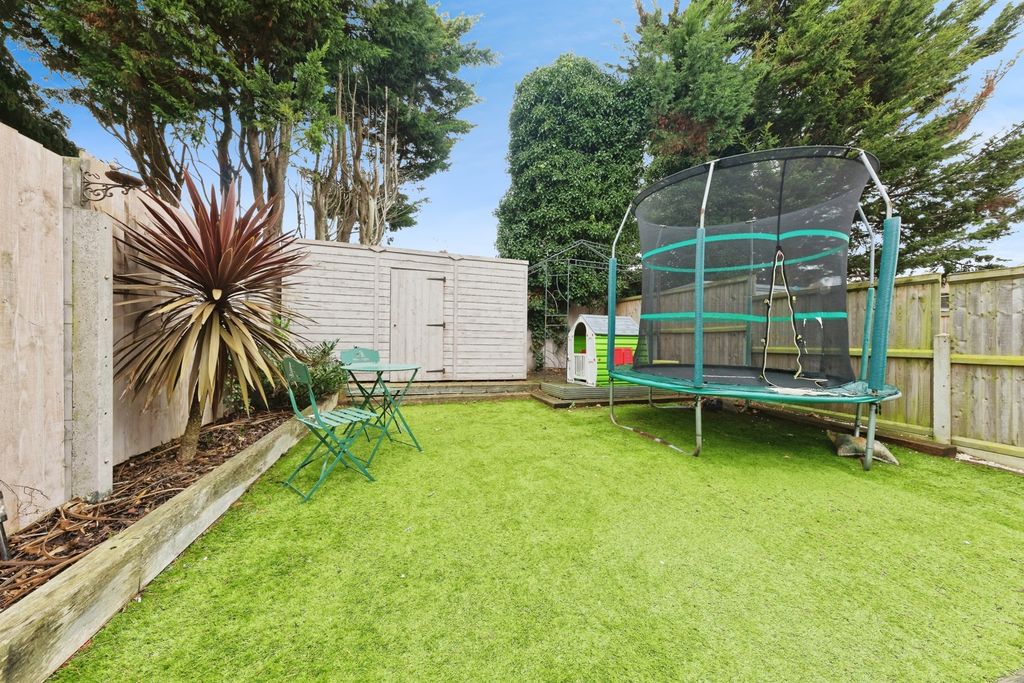 Property photo 1 of 20 Pbox-Img.Jpg