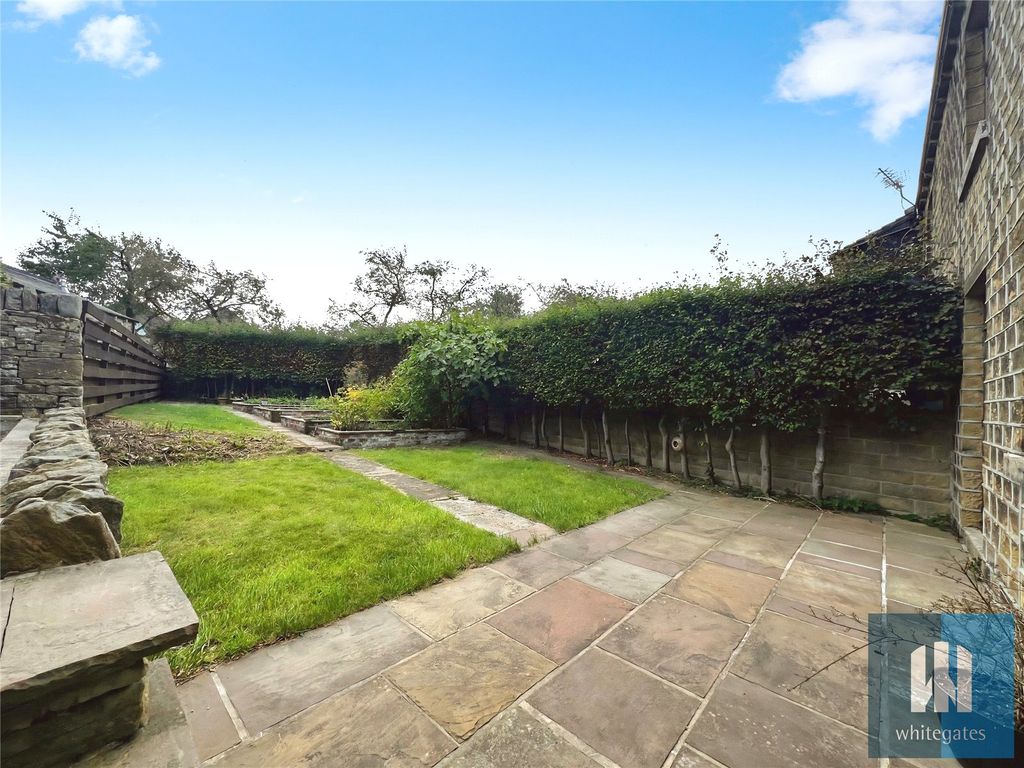Property photo 3 of 26 Picture No. 12