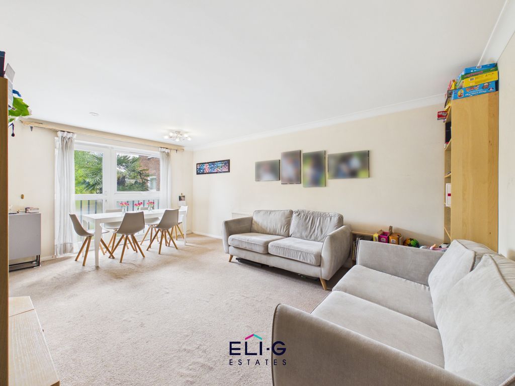 Property photo 3 of 10 Gallery