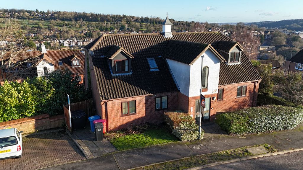 Property photo 1 of 16