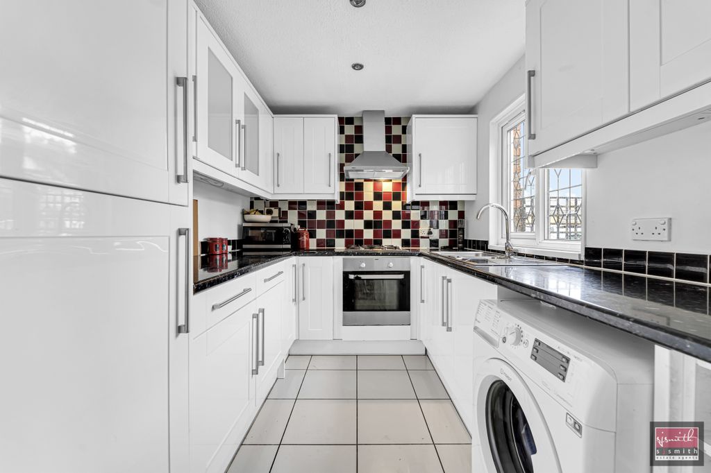 Property photo 3 of 15 Dsc06026