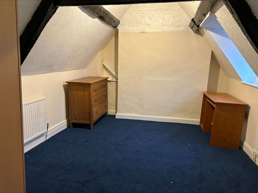 Property photo 2 of 3