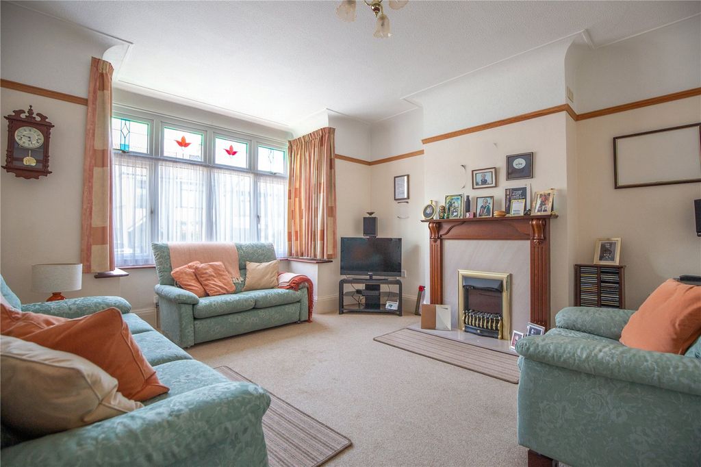 Property photo 2 of 17 Picture No. 03