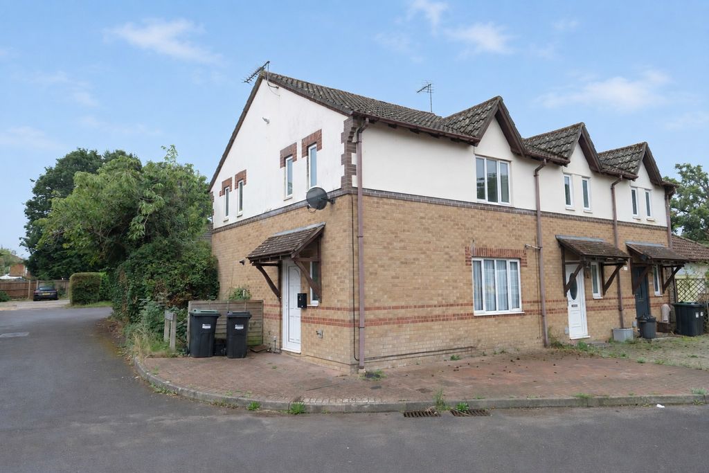 Property photo 1 of 9
