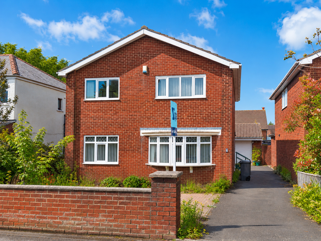 Property photo 1 of 16 External