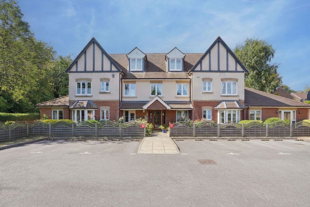 Property photo 1 of 15