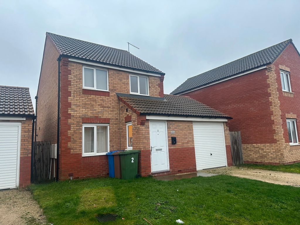 Property photo 2 of 16