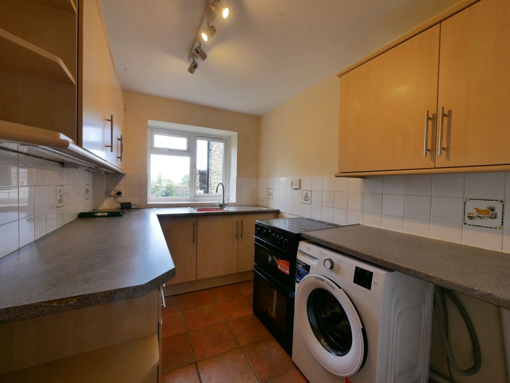 Property photo 3 of 10 P1530146