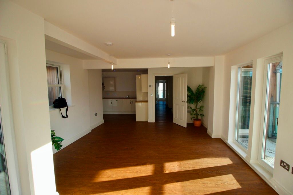 Property photo 2 of 9 Photo 2