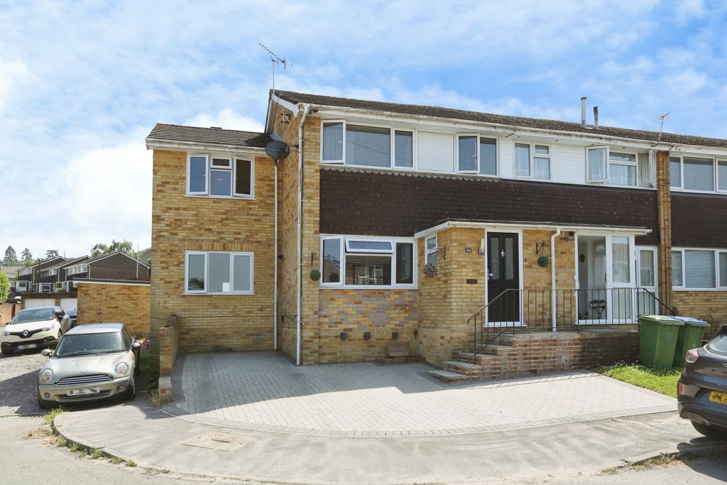 Property photo 1 of 20
