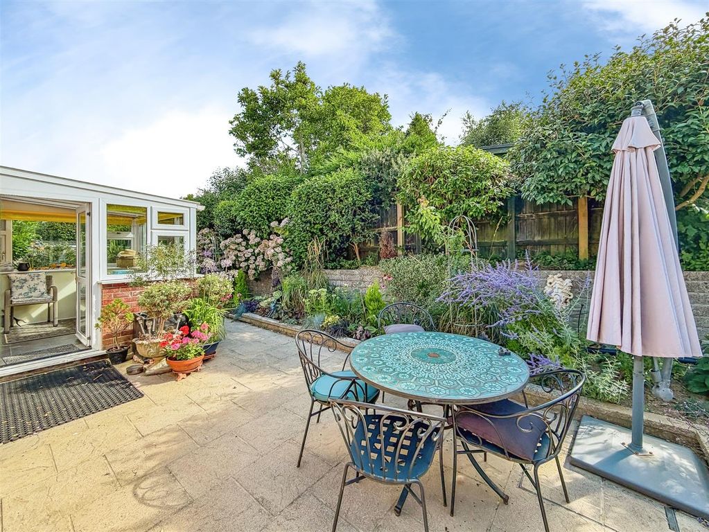 Property photo 2 of 19