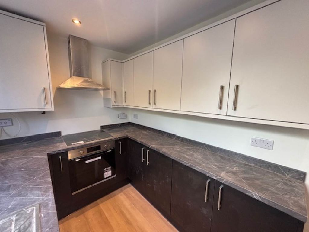 Property photo 3 of 16 Image15