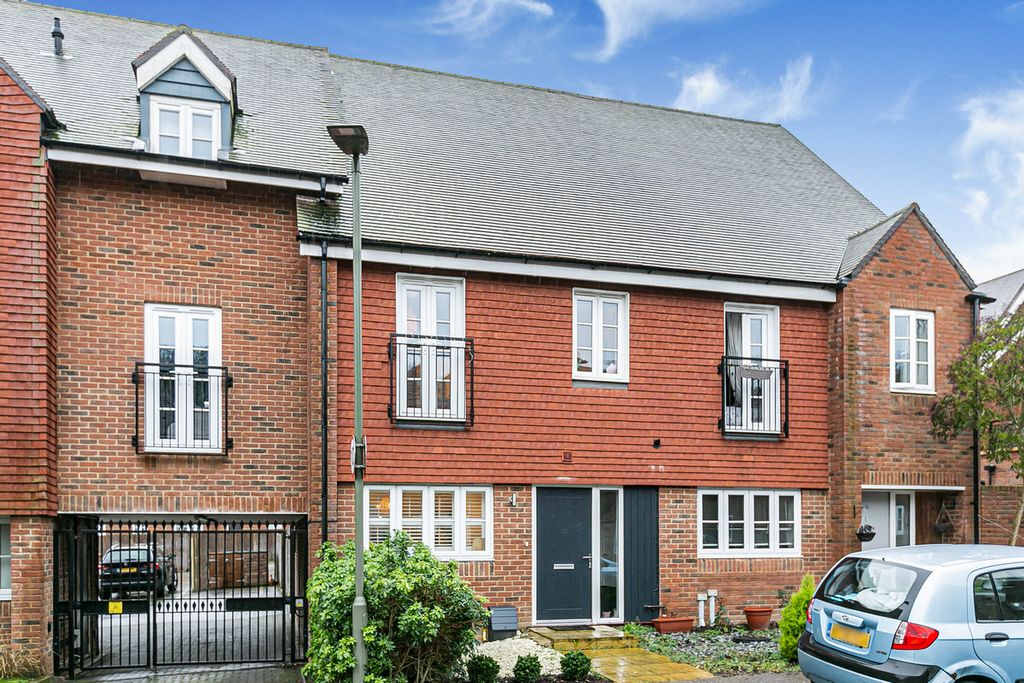 Property photo 2 of 29