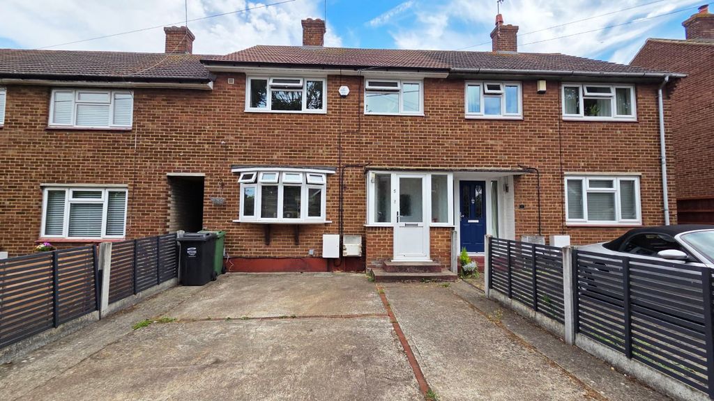 Property photo 1 of 28