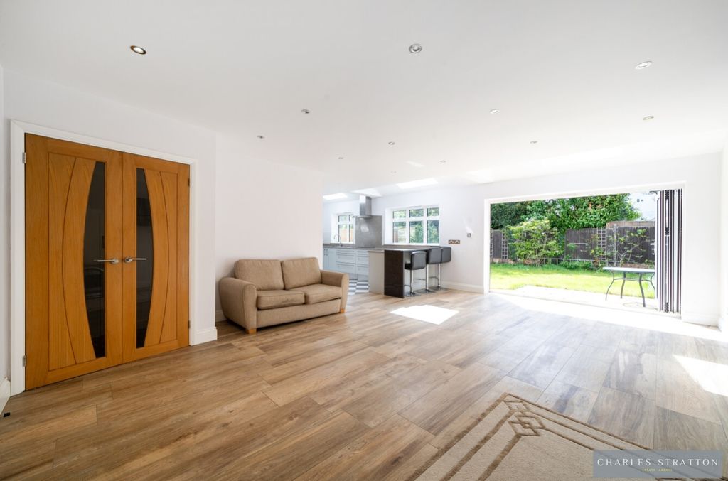Property photo 2 of 21 4Ff5F8d9-A524-4580-804E-78B33E9B886c