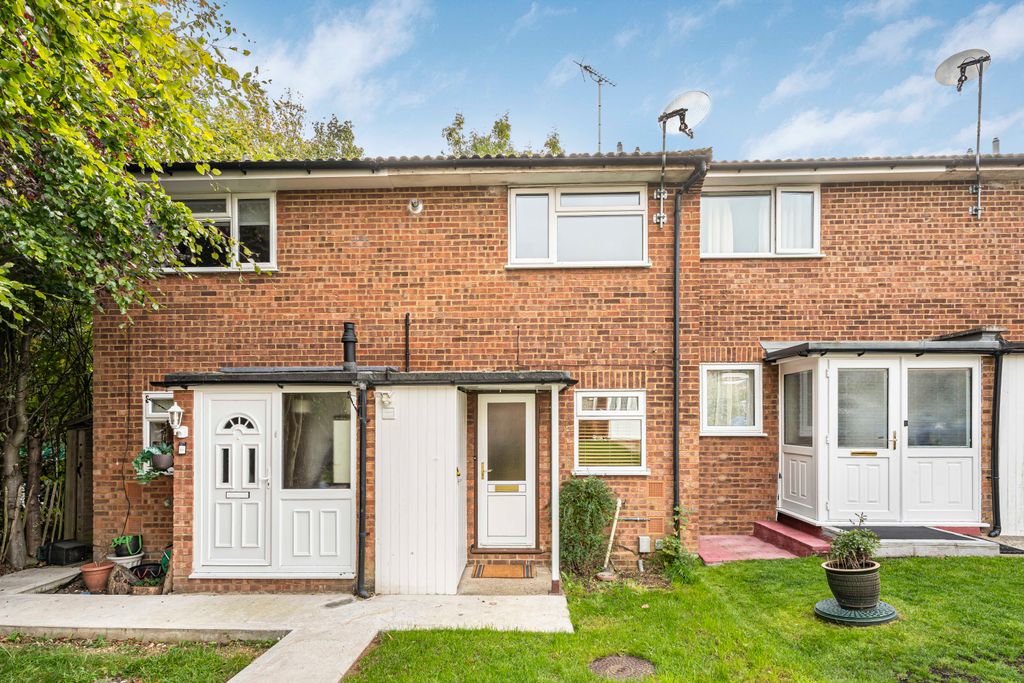 Property photo 1 of 12 Front