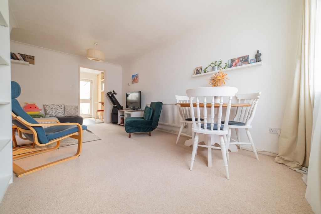 Property photo 2 of 20 Call 02920 454555 To Secure Your Viewing_2