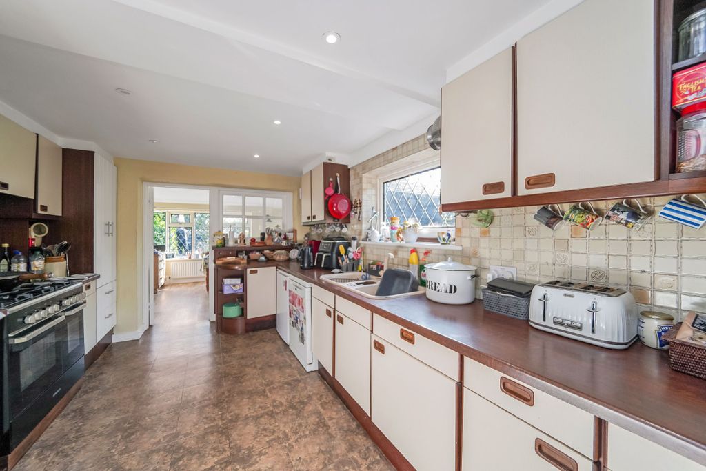 Additional image 8 of 5 bed detached house for saleLittle Elms, Rye Hill, Harlow CM18