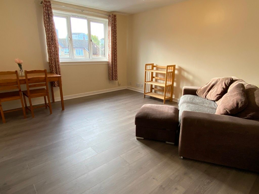 Property photo 2 of 11 Photo 2