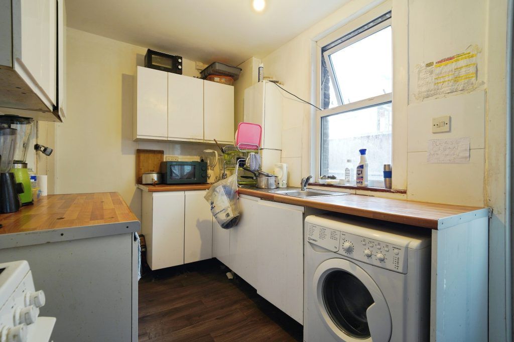 Property photo 3 of 22