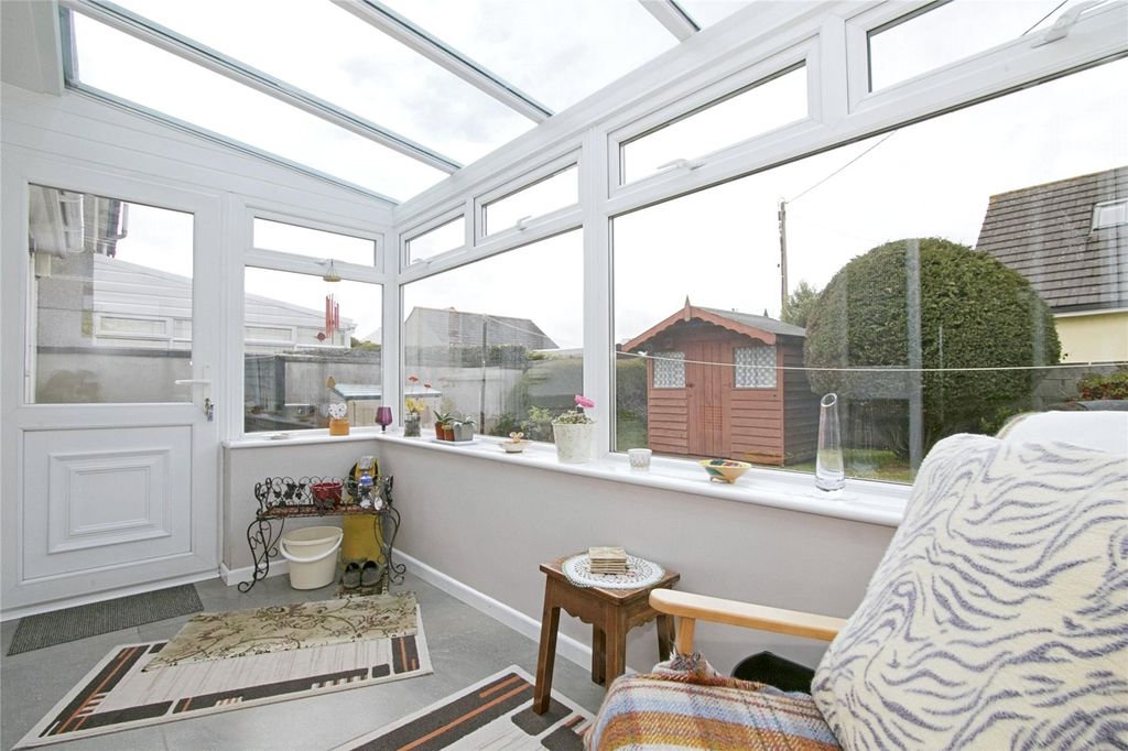 Property photo 3 of 22 Picture No. 03