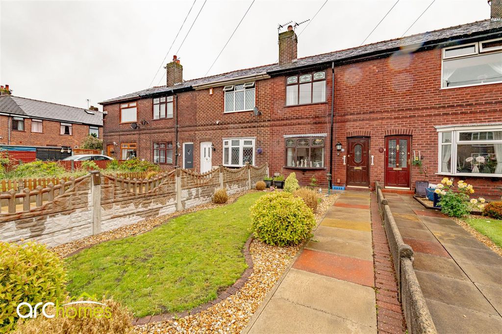 Property photo 1 of 22 Overton-23.Jpg