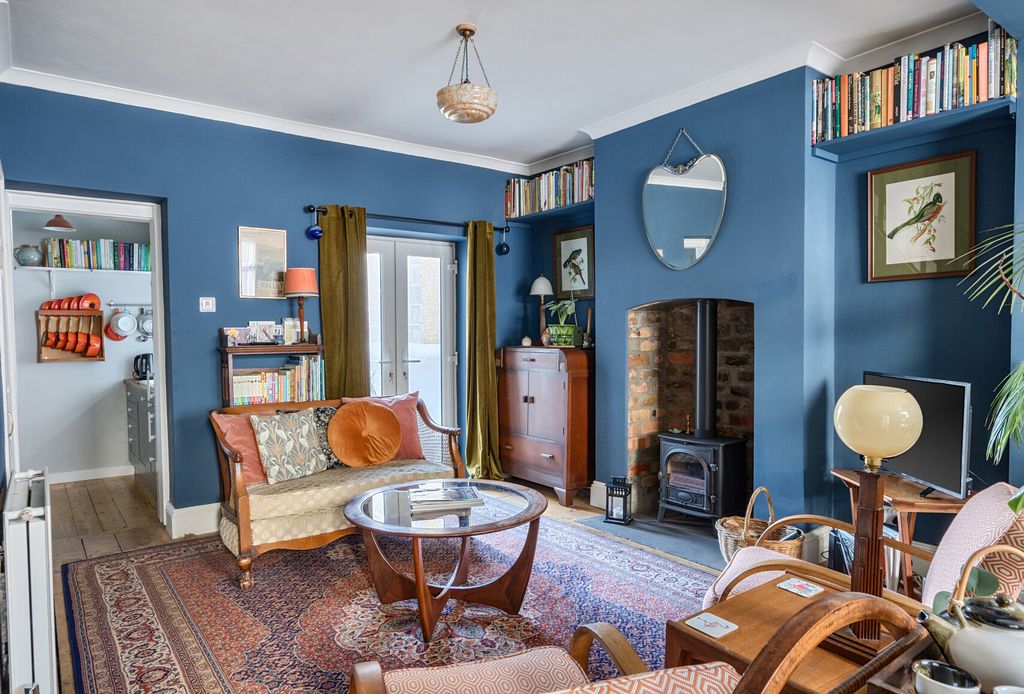 Property photo 3 of 24 1422823-12-69B168...