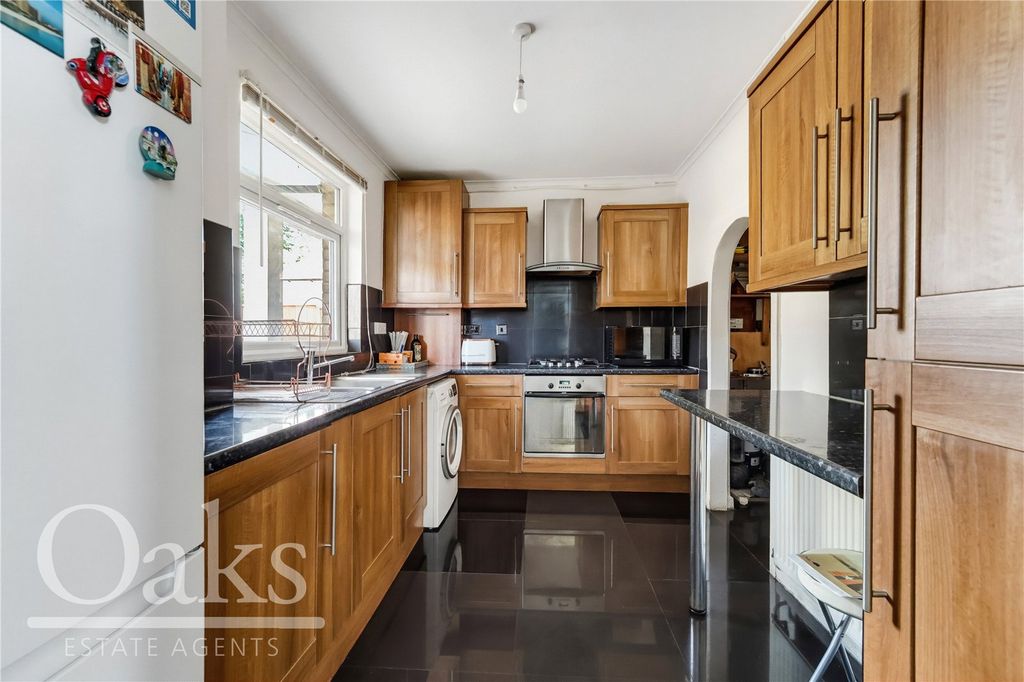 Property photo 3 of 12 Picture No. 04