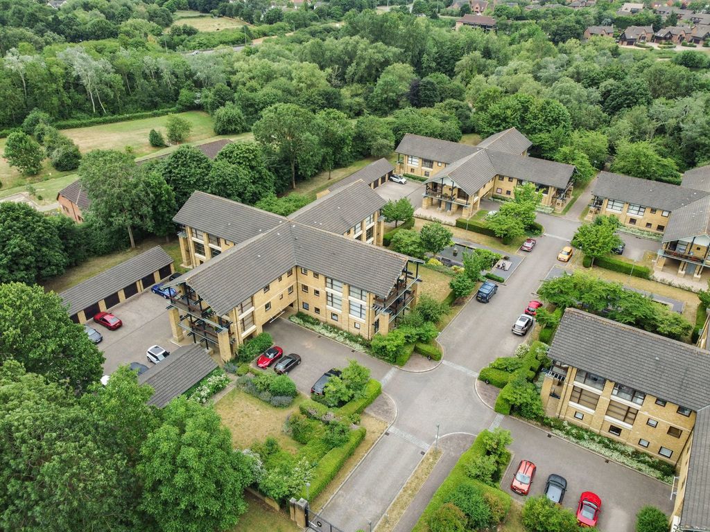 Additional image 21 of 3 bed flat for saleWoodward Place, Loughton Lodge, Milton Keynes MK8