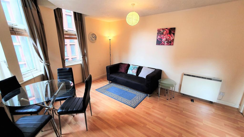 Property photo 3 of 27