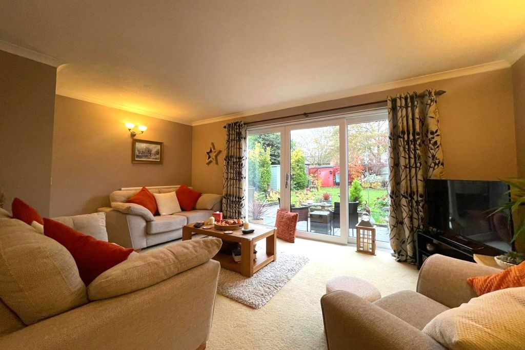 Property photo 2 of 13 Picture No. 08