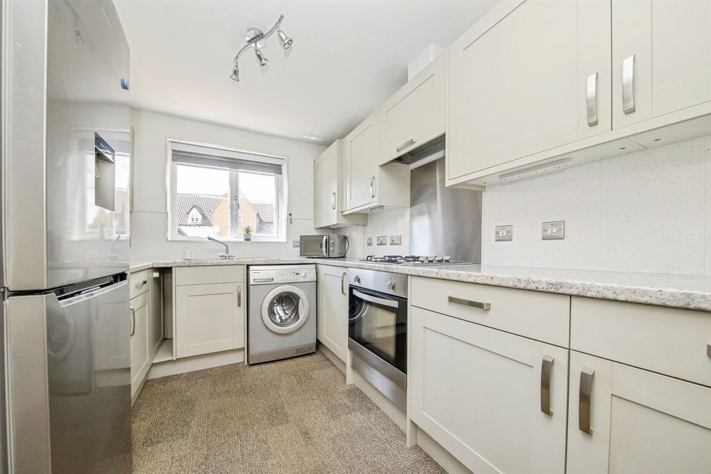 Property photo 2 of 22