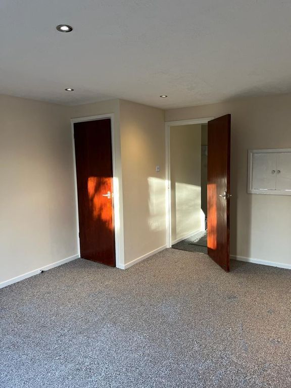Property photo 3 of 8 Lounge 2.Jpg