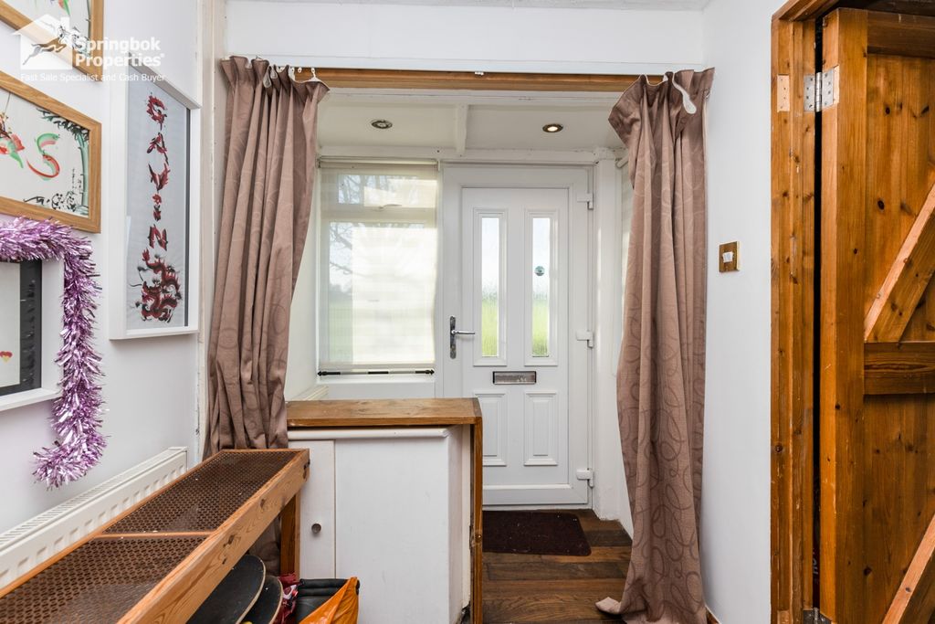 Property photo 2 of 17 Image 1