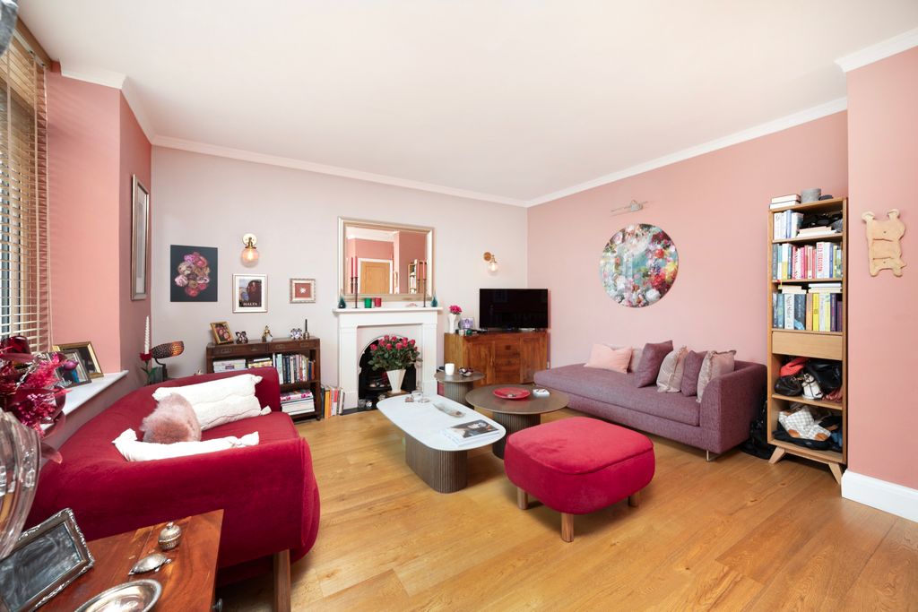Property photo 2 of 15 Picture No. 04