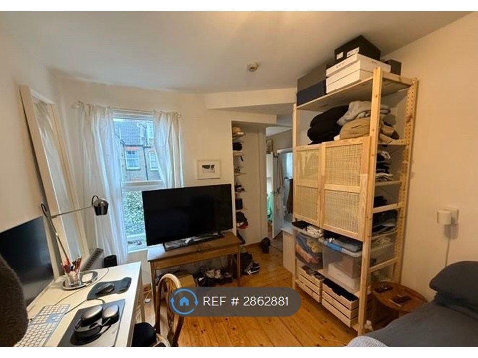 Property photo 3 of 6