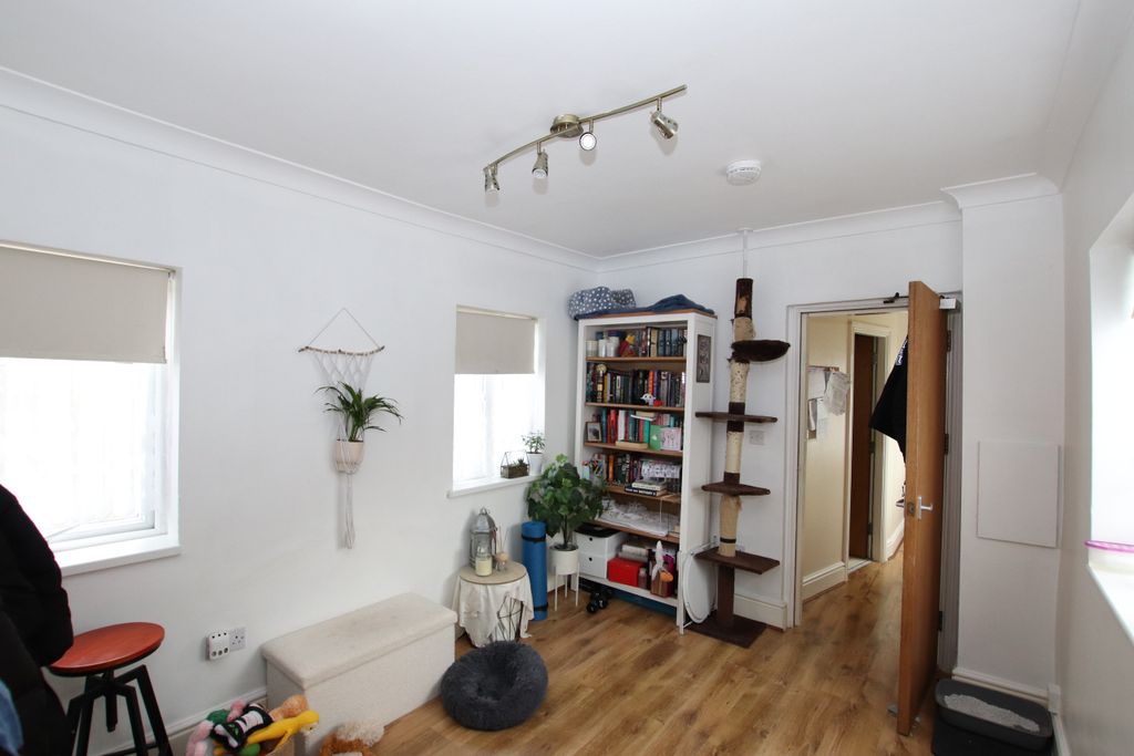 Property photo 2 of 5 Img_8584.Jpg