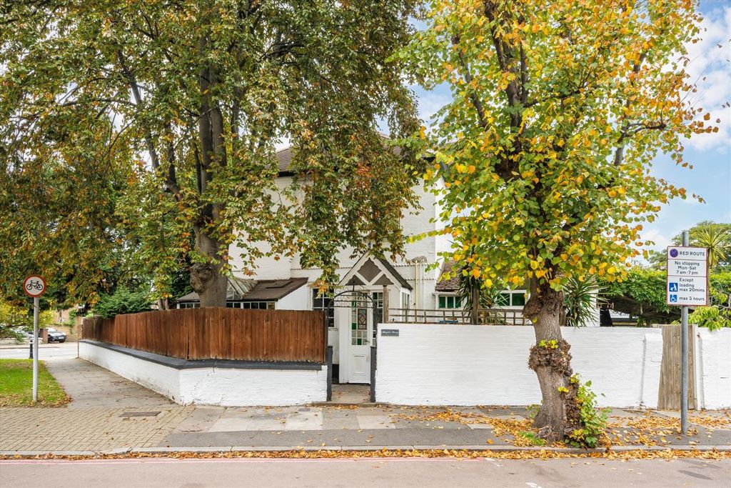 Property photo 1 of 9