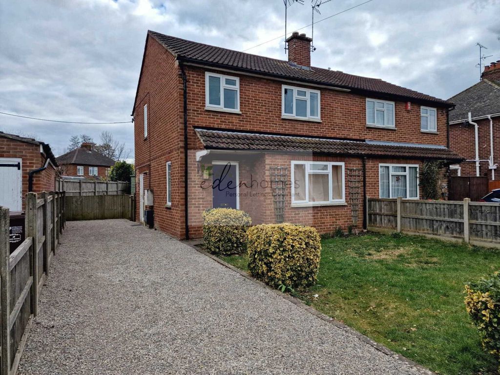 Property photo 1 of 12 B3E56477-98Ab-4335-Af43-0F0Bfe37c15c.Jpeg