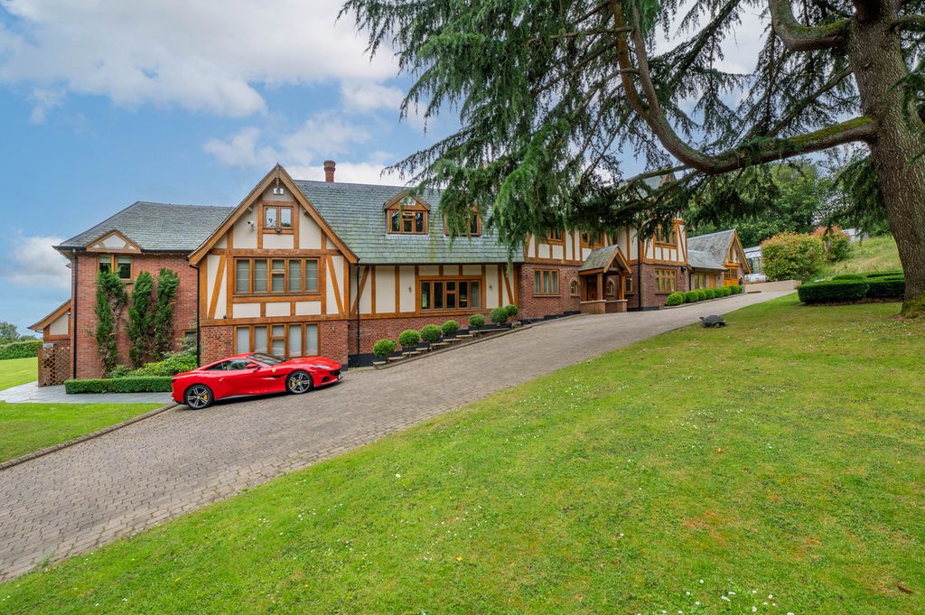 Property photo 1 of 34