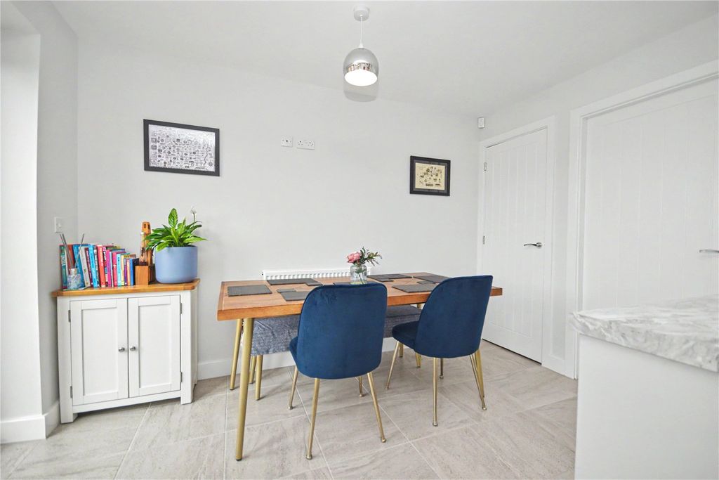 Property photo 3 of 16 Picture No. 03
