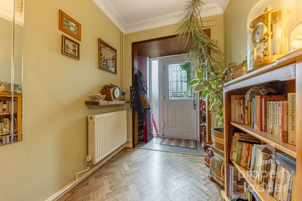 Property photo 3 of 30 Pl-2