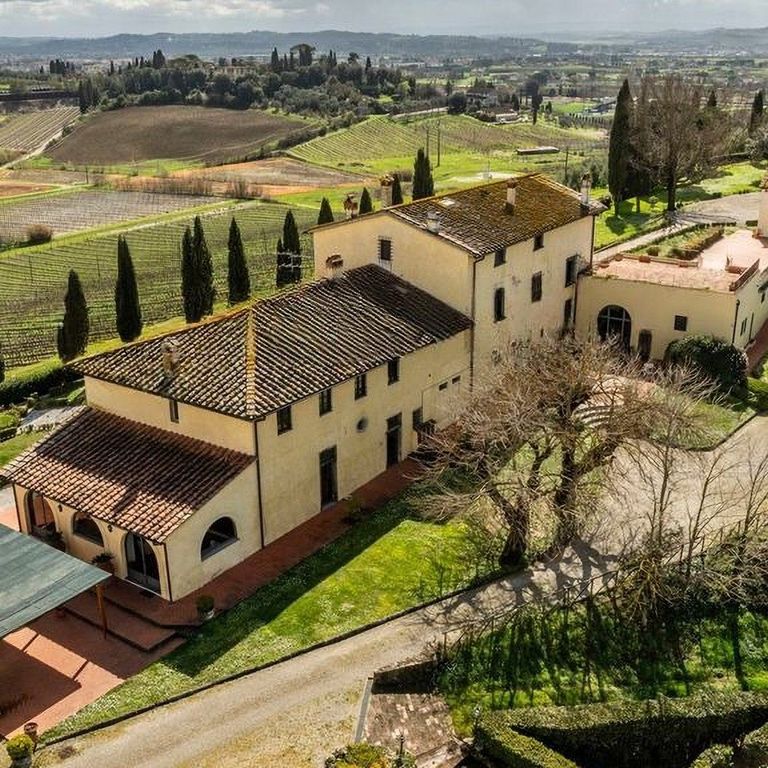 Property photo 1 of 20 Elegant Villa In Sant'ansano, Tuscany