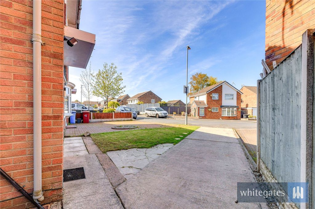 Property photo 3 of 36 Picture No. 03