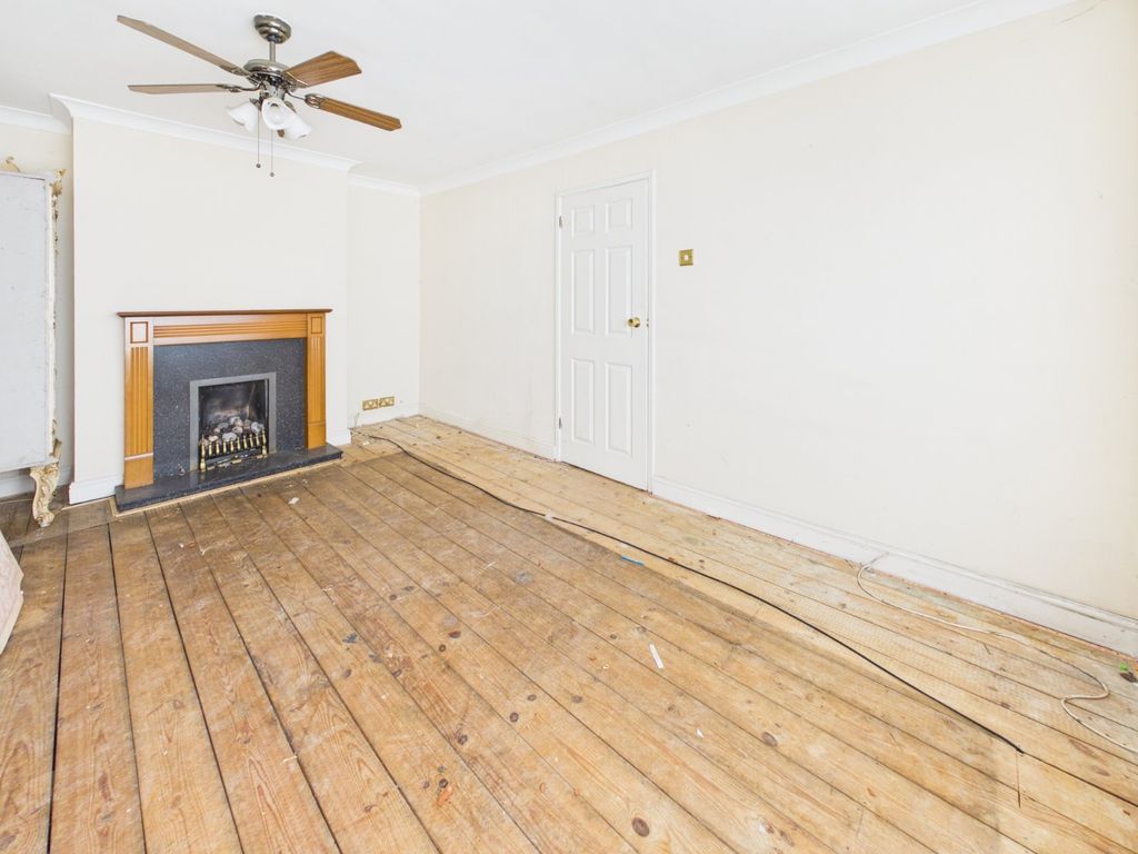 Property photo 3 of 20 Reception Room
