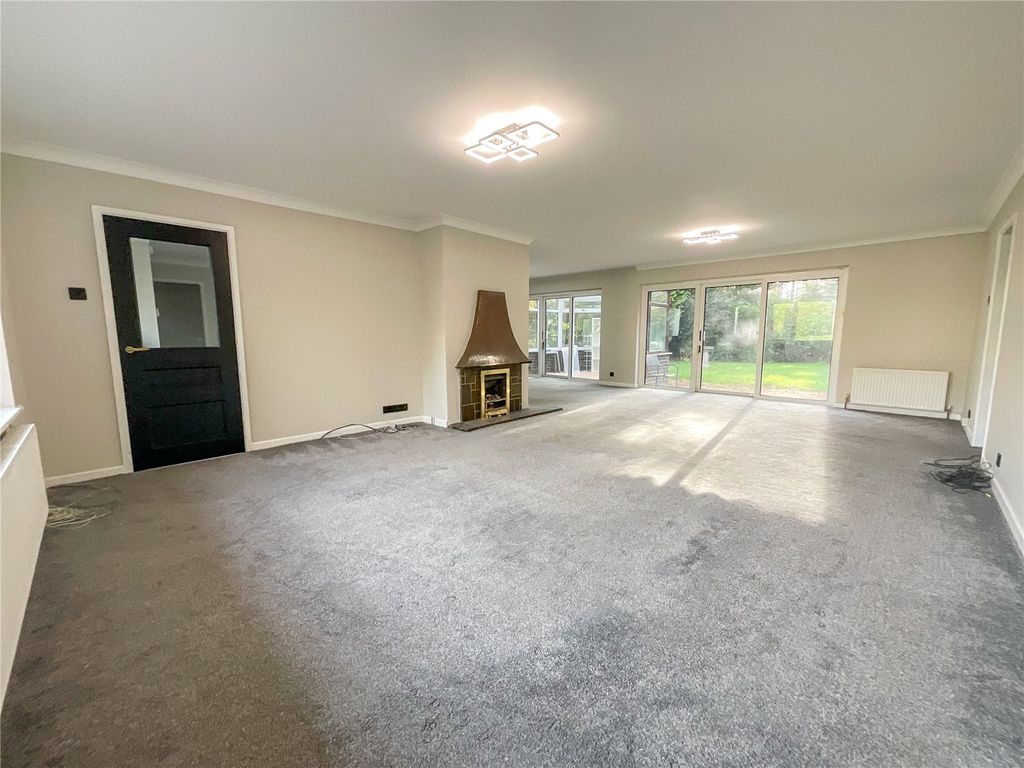 Property photo 3 of 37 Picture No. 06