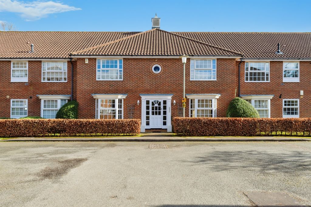 Property photo 1 of 17