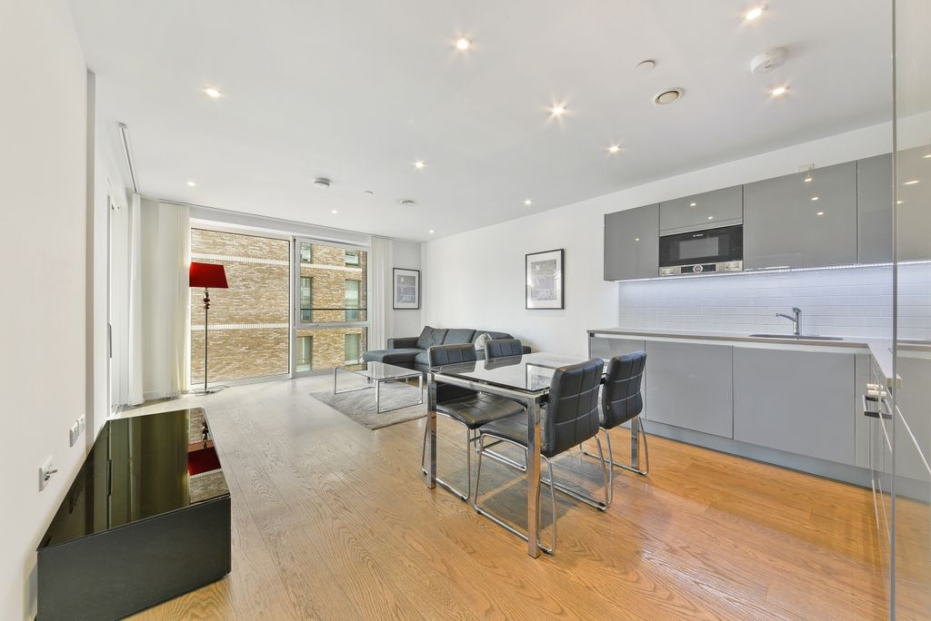 Property photo 2 of 7